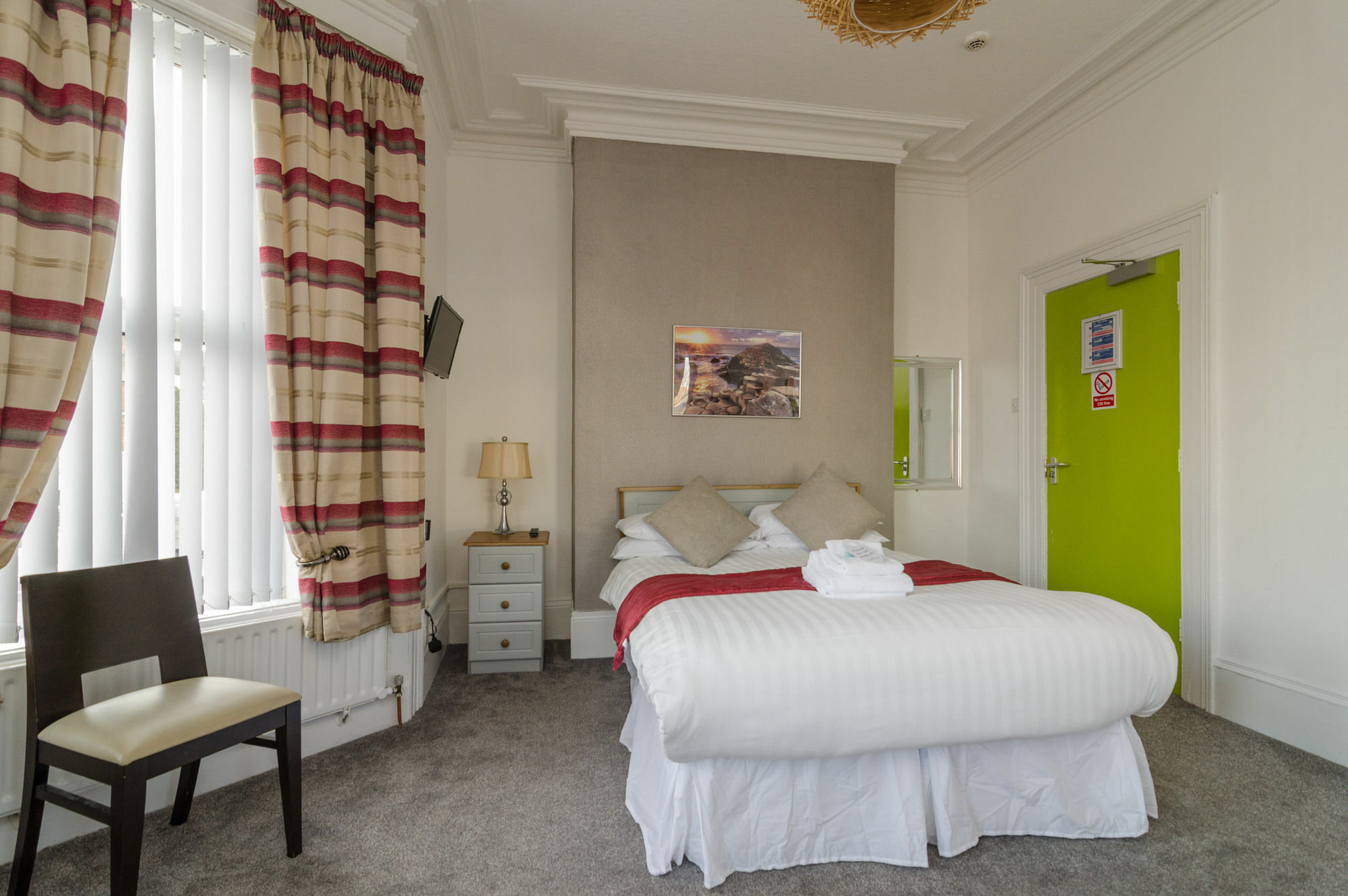 Oyo Parador Lodge Belfast Exterior foto